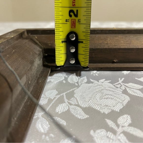 Antique Victorian Deep Walnut with gold trim Picture Frame - Picture 13 of 15